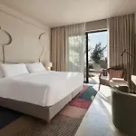 W Costa Navarino (adults Only) Otel