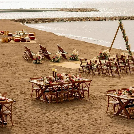 מלון W Costa Navarino (adults Only)
