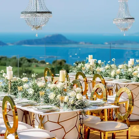 W Costa Navarino (adults Only) מלון פילוס