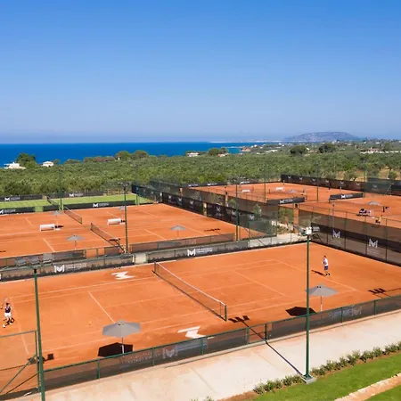 W Costa Navarino (adults Only) מלון