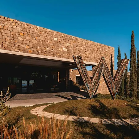 מלון W Costa Navarino (adults Only) פילוס