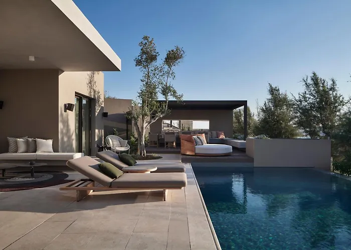 מלון W Costa Navarino (adults Only) פילוס