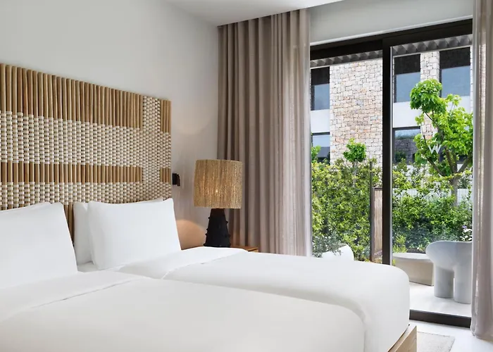 W Costa Navarino (adults Only) מלון