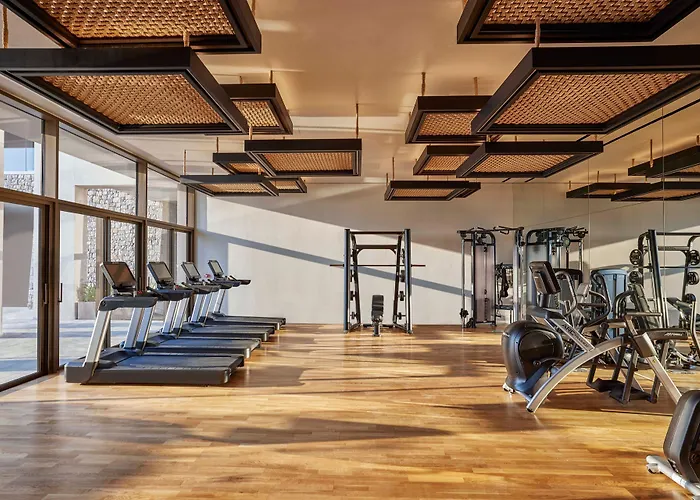 W Costa Navarino (adults Only) מלון פילוס