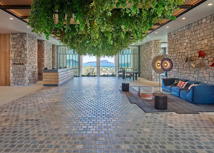 W Costa Navarino (adults Only) מלון